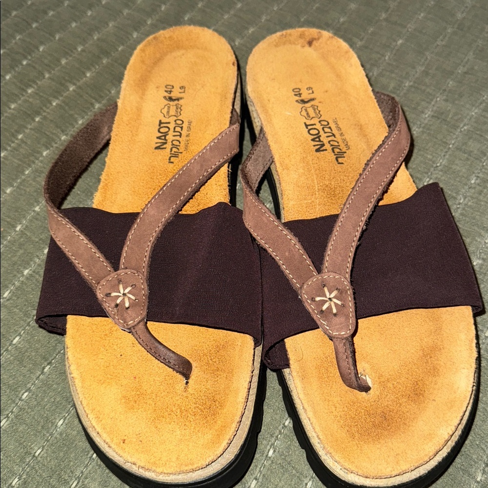 Naot Brown Leather Sandals